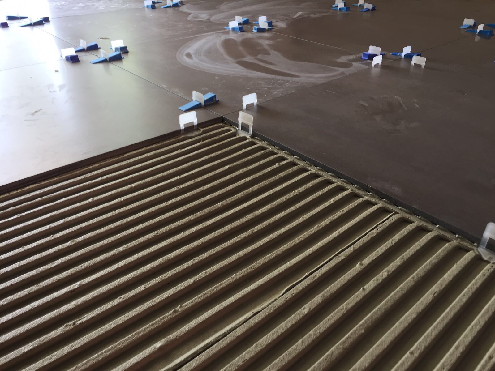 Nivelliersystem XL 1 mm Basis-Set 250L+250K+K-Zange